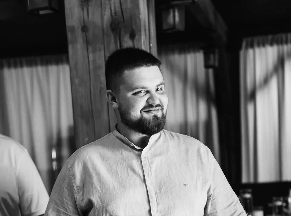 Трагічна смерть молодого поліцейського в Кривому Розі: що сталося біля кладовища